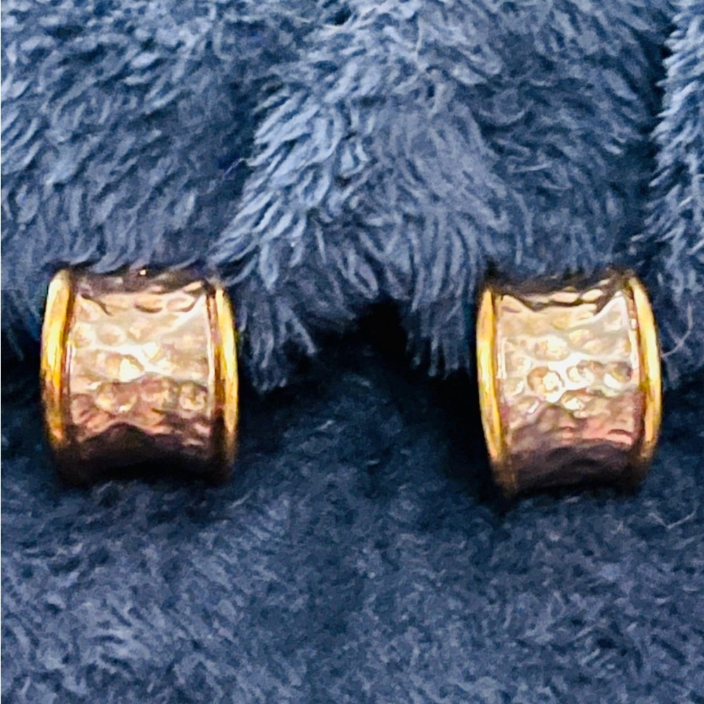 Vintage Joan Rivers Hammered Metal Clip-On Earrings